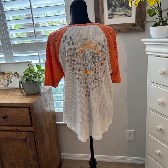 Harley-Davidson Waffle Bling Button Raw Hem V-neck - Picture 3 of 11